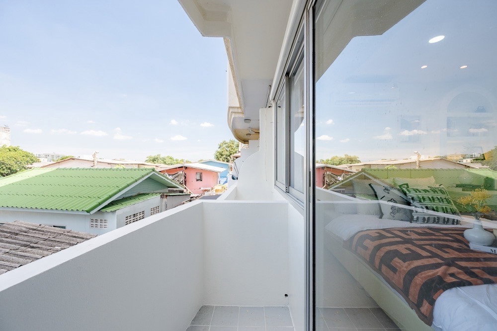 รูป 🏡 ขาย Family Park Condo ลาดพร้าว 48 ห้องรีโนเวทใหม่ พร้อมเข้าอยู่ ทำเลดี เดินทางสะดวก ✨ - รูปที่ 23/28