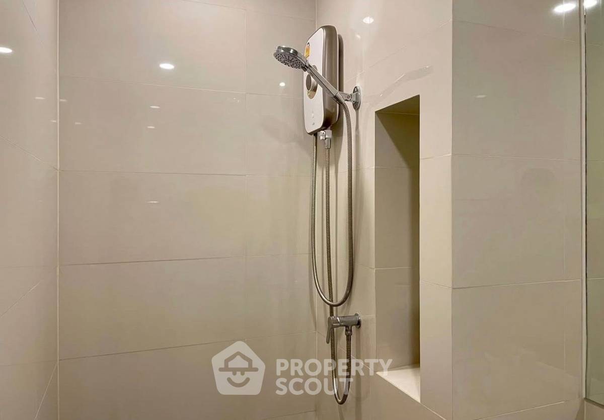 picture 23rd-Floor 1-BR At Knightsbridge Prime Sathorn | BTS Saint Louis (ID 3165043) - 10/11