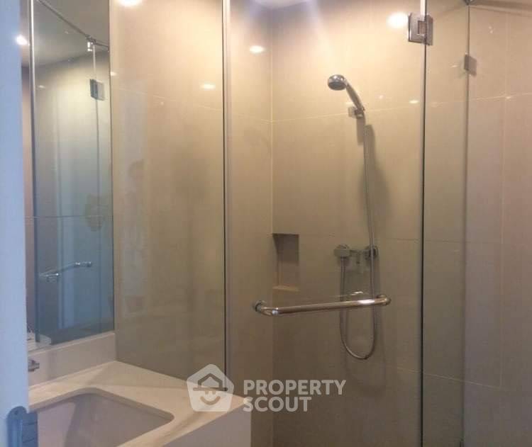 picture 16th-Floor 3-BR At Wind Sukhumvit 23 Near BTS Asoke (ID 648685) - 9/12