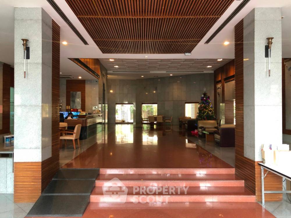 picture 1-BR Baan Nonsi Condo For Sale On Thanon Chan, 49 Sqm (ID 637395) - 31/35