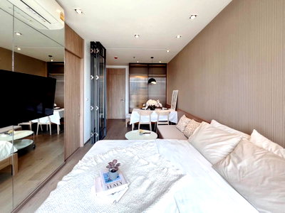 Condos for rent : For Rent “Park Origin Phrom Phong” 5th Floor Studio 29 sq.m. Garden View Near BTS Phrom Phong