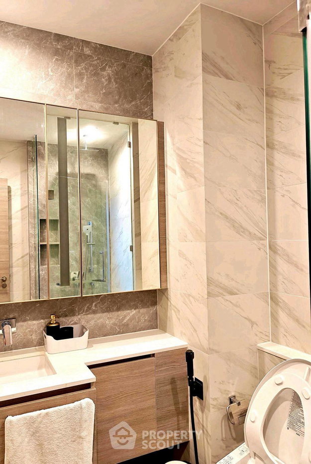 รูป ใกล้ MRT พหลโยธิน เพียง 60 ม. | 1 ห้องนอน The Crest Park Residences (ID 3162888) - รูปที่ 4/13