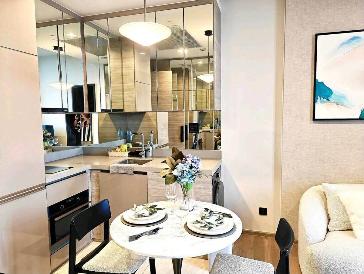 รูป ใกล้ MRT พหลโยธิน 60 เมตร | คอนโด 1 ห้องนอน The Crest Park Residences (ID 3163717) - รูปที่ 4/8