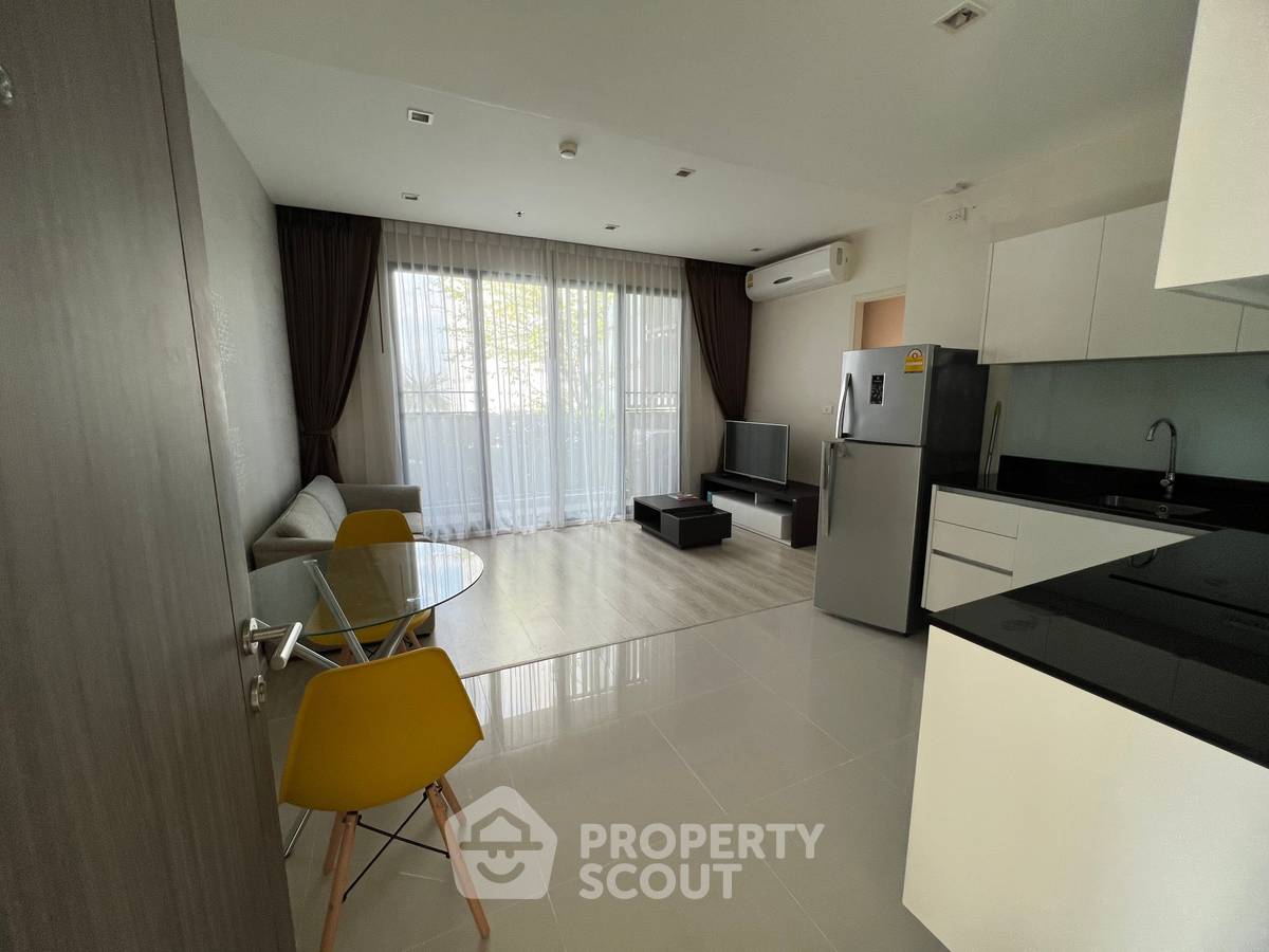 picture 1-BR Condo At Quinn Condo Ratchada 17 Near MRT Sutthisan (ID 2166267) - 2/8