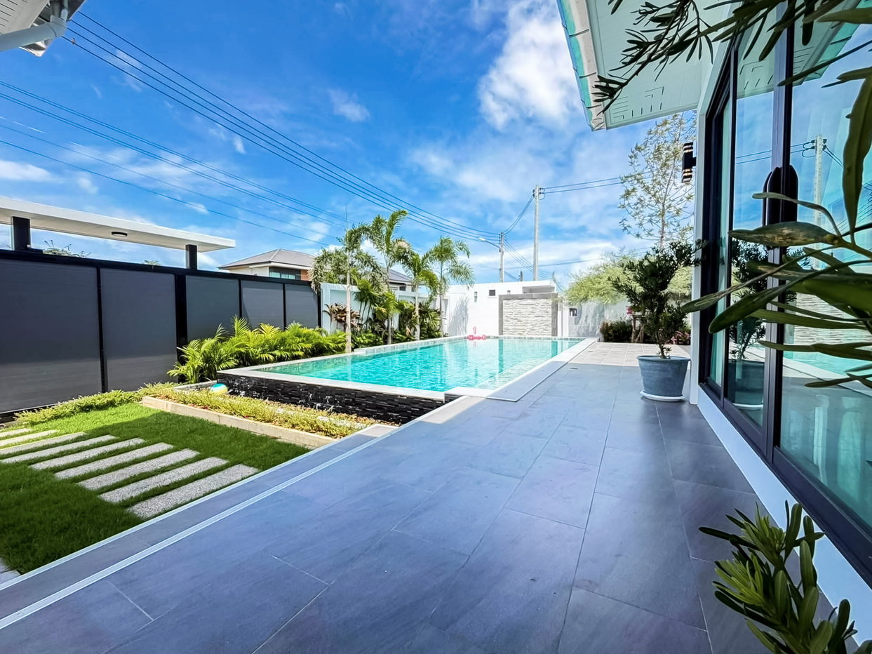 รูป High End 3 Bedroom Pool Villa for Sale Huay Yai Pattaya - รูปที่ 21/22