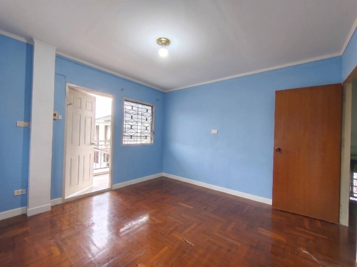 รูป 🔥 บ้านเดี่ยวหลังใหญ่ พุทธมณฑลสาย 2 – บางแค เหลือเพียง 4.29 ล้านบาท! 🏡 - รูปที่ 6/41