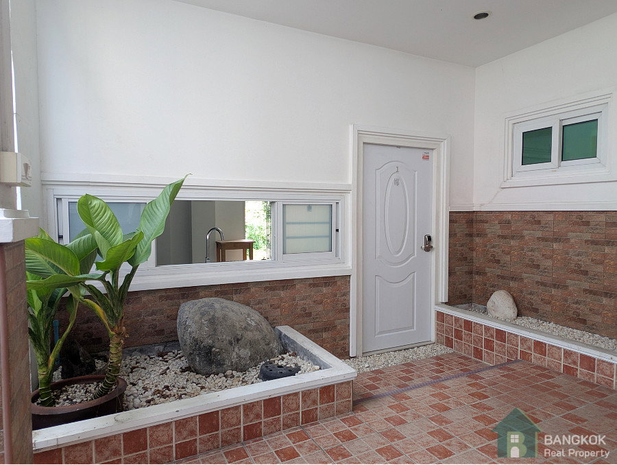 picture Sammakorn Village | Modern 2 Bed 1 Bath Apartment - 2/10