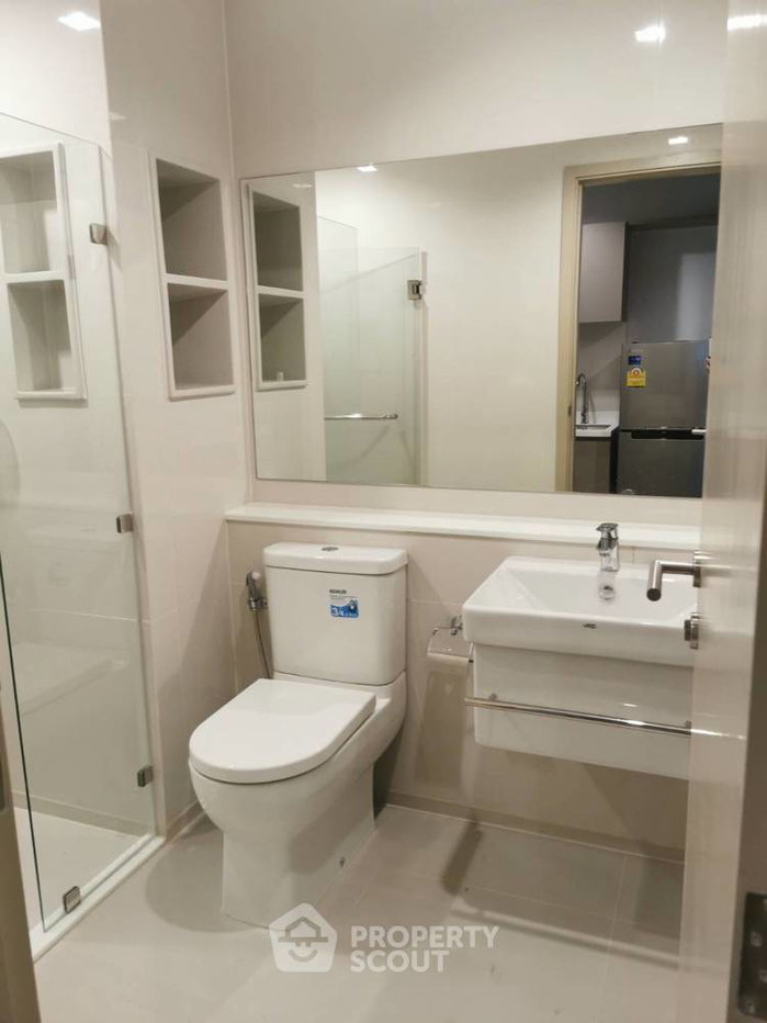 picture 30th-Floor 1-BR Life Ladprao, 90m To BTS Ha Yaek Lat Phrao (ID 402697) - 3/10