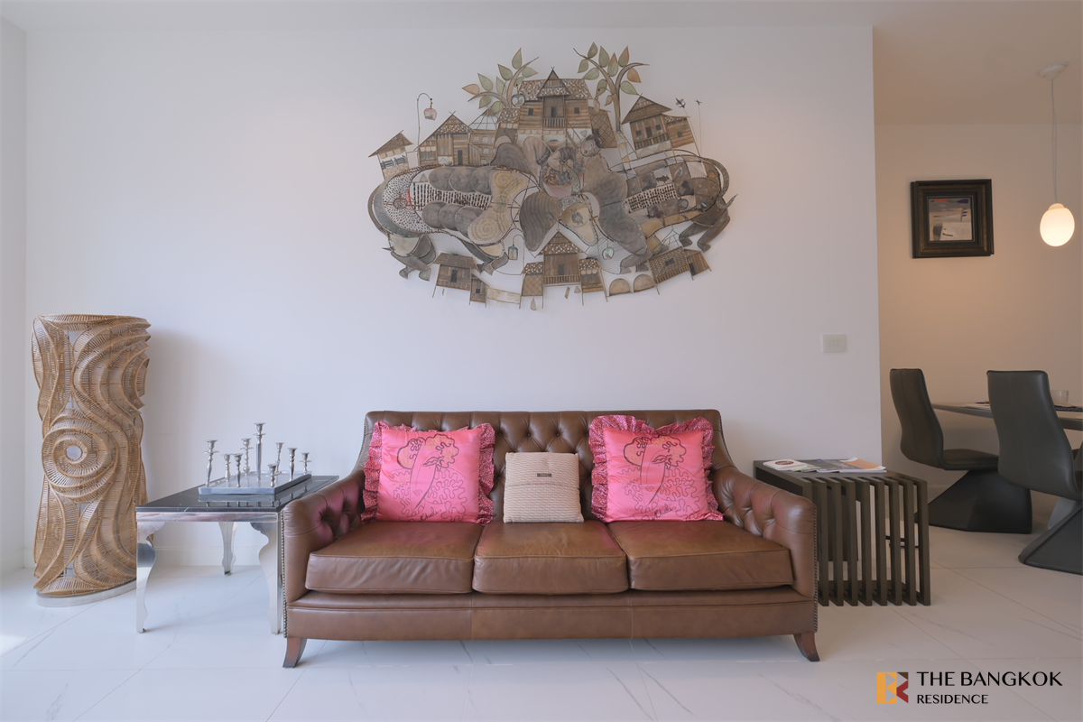 picture 185 Rajadamri near BTS Ratchadamri Big discount, full deal - 1/10