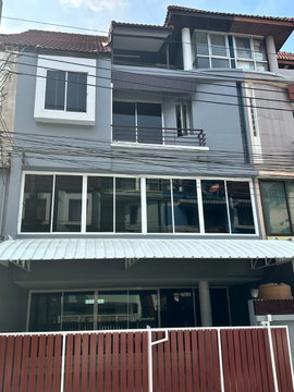 For Rent Home Office Lad Near Ratchada, Meng Jai ,Town in Town
