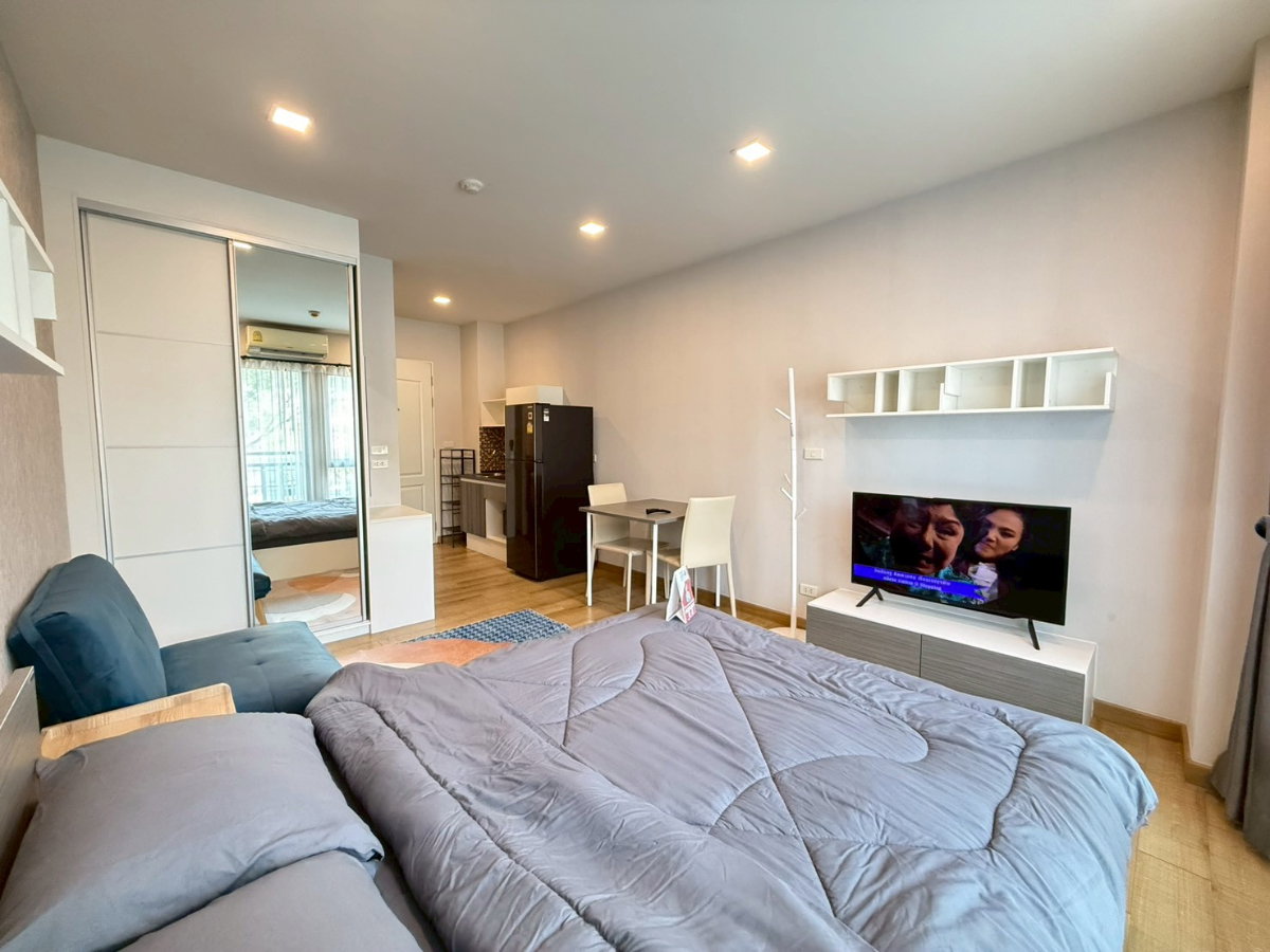 picture 7,500 THB Studio 🚩😍 Madrid Building, 3rd floor, fully furnished, with washing machine. Beautiful room, great value! 🥰💖 - 4/21
