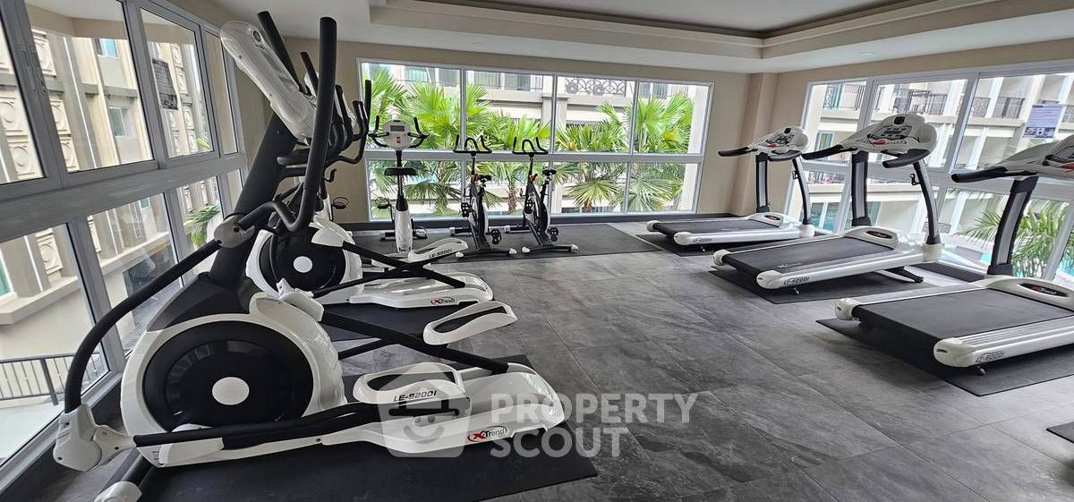 picture 2-BR Condo For Rent At Dusit Grand Park 2, Pattaya (ID 2136068) - 35/43
