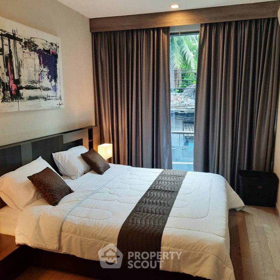 picture Great Value 1-BR At Trapezo Sukhumvit 16, 300m To MRT Queen Sirikit (ID 891425) - 3/9