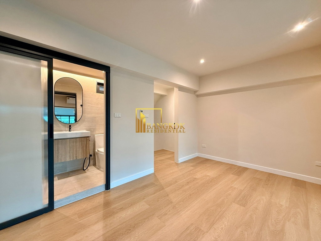 picture Regent 71 Place | Renovated 5 Bed Townhouse in Phra Khanong - BR49084TH - 27/53