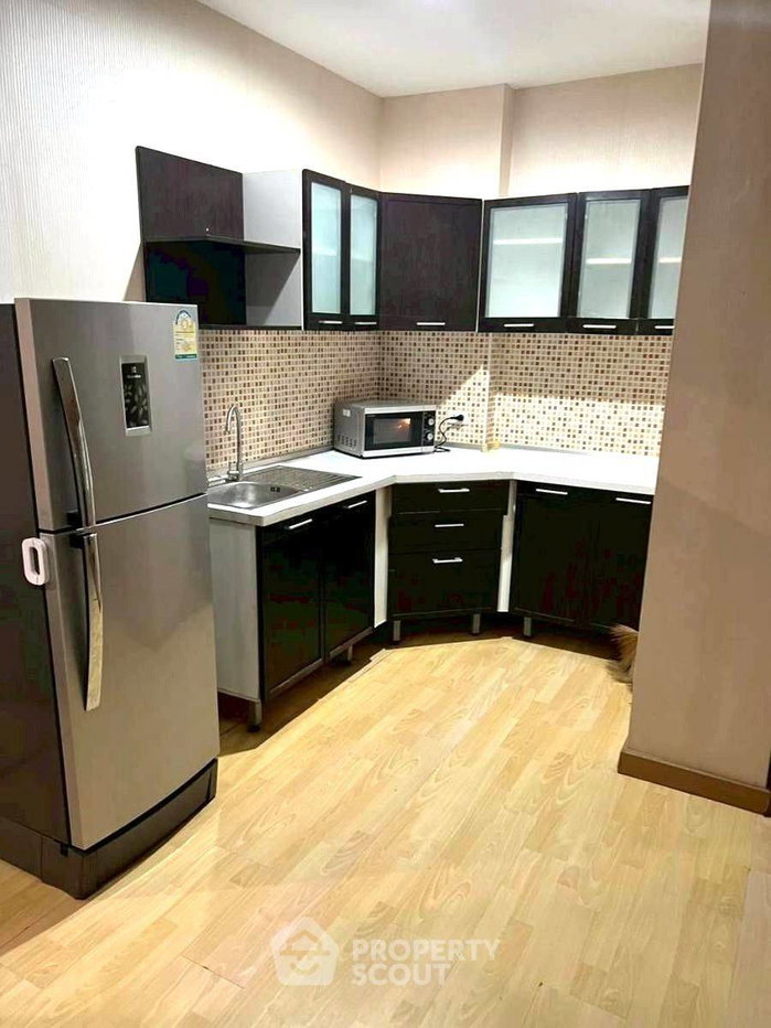 picture 2-BR At Bts Residence Near MRT Chatuchak Park (ID 3161529) - 6/12