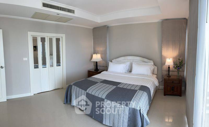 picture Spacious 2-BR 136 Sqm At Pine Shores Condominium, Pattaya (ID 998158) - 3/18