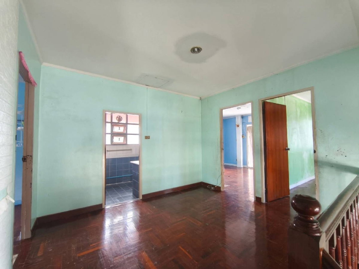 รูป 🔥 บ้านเดี่ยวหลังใหญ่ พุทธมณฑลสาย 2 – บางแค เหลือเพียง 4.29 ล้านบาท! 🏡 - รูปที่ 27/41