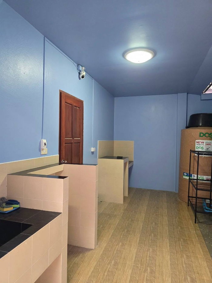 picture Townhouse Soi Srisukri 6, Mae Hia, Private Home, Well-Designed Layout with Functional Living Space - 4/14
