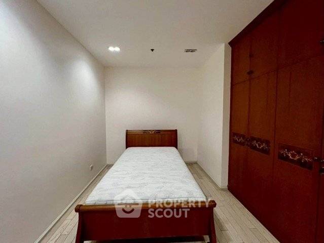 picture Great Value 2-BR Condo At Noble Solo, Thong Lo (ID 3160193) - 6/8