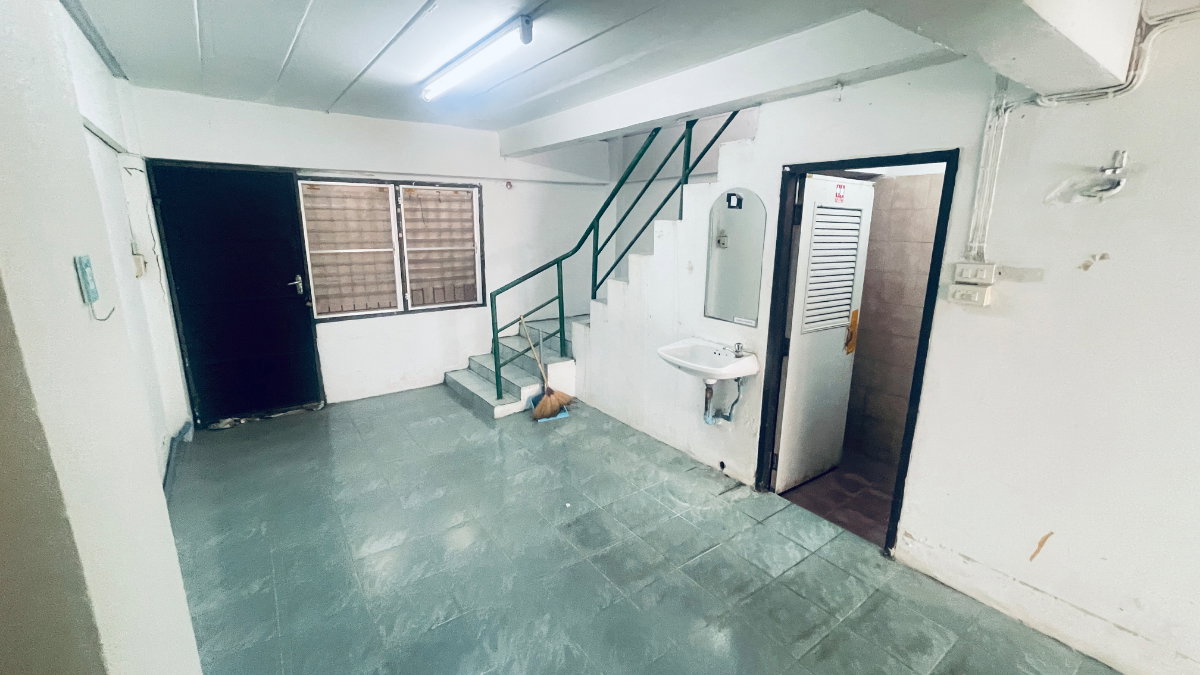 picture 5-Story Office + Staff Accommodation in Pinklao-Taling Chan Area - Only 15,000 THB/month - 6/38