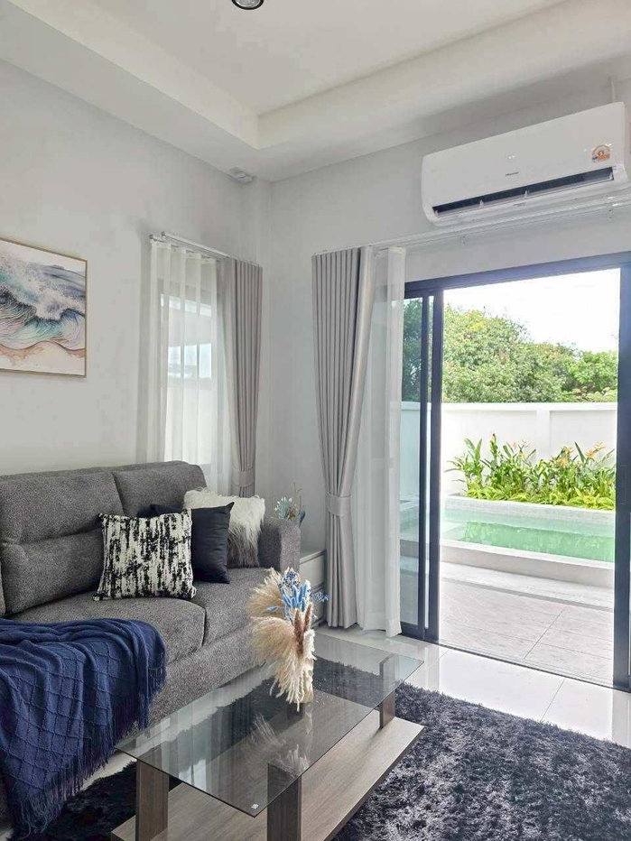 picture Newly built detached house with a private pool, ready to move in. - 12/20