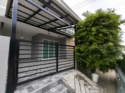 Townhome for Sale at The Connect 9 Kaset-Navamin 98 Sq.m.