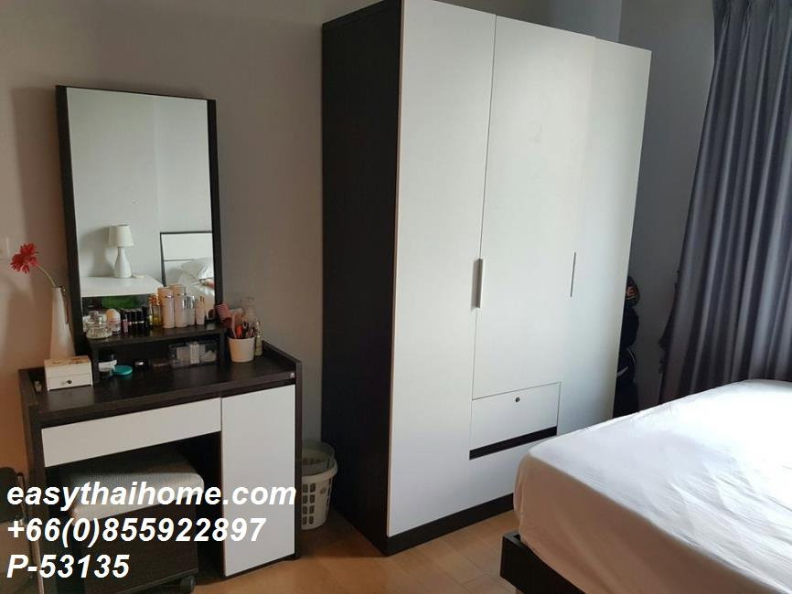 รูป P-53135 ให้เช่า ไฮฟ์ สุขุมวิท 65  | วิวสระว่ายน้ำ | เฟอร์นิเจอร์ครบ | ใกล้ BTS พระโขนง | พร้อมเข้าอยู่ 📞 Line ID: @easythaihome | 085-592-2897 - รูปที่ 5/8