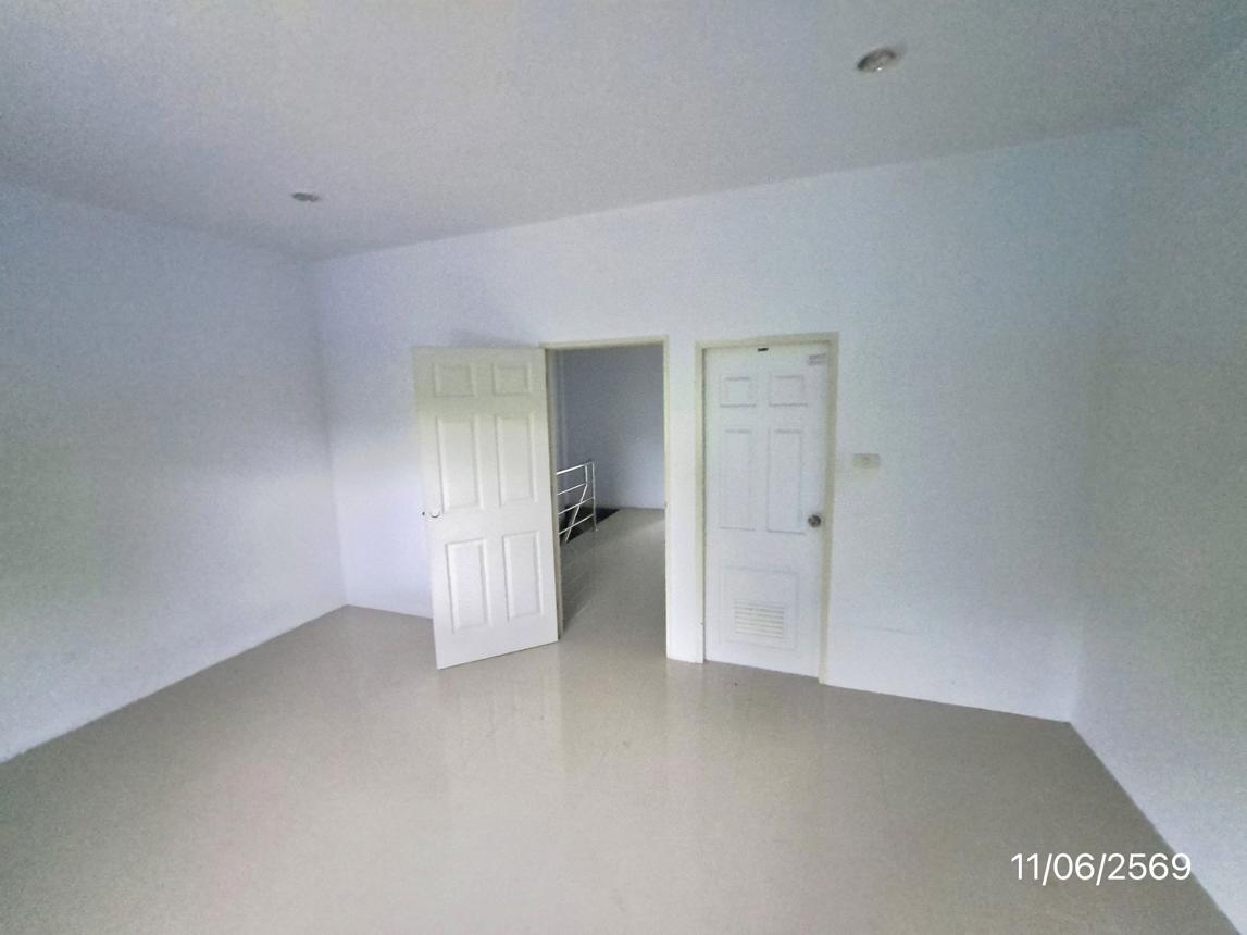 picture TOWN HOUSE 40.9 Sq.w. Si Racha Chonburi for 2.3M - 33/40
