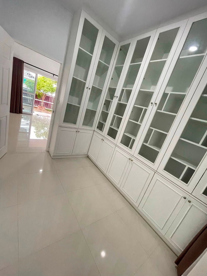 รูป 🏡 ขายด่วน! บ้านเดี่ยว โครงการสมหวัง สันกำแพง ฟรีโอน 2.3 ลบ. 📞 063-664-9056 - รูปที่ 9/16