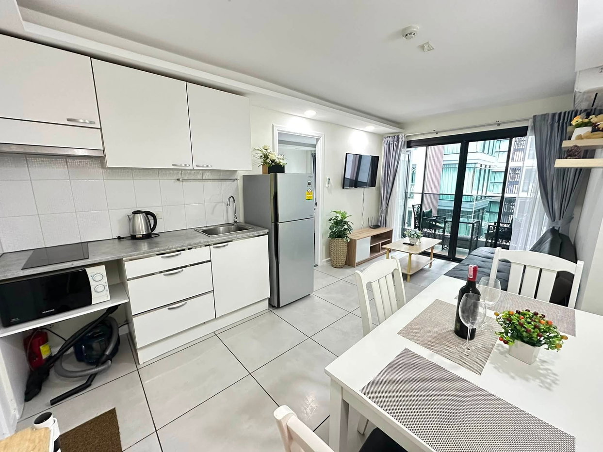 รูป 1 Bed Condo for Rent Siam Oriental Tropical Garden Pratumnak - รูปที่ 1/8