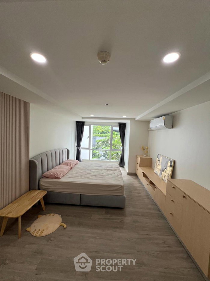 picture 2-BR Condo 200m To BTS Nana At The Trendy Condominium (ID 1579900) - 1/14