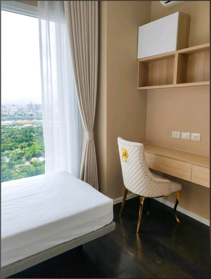 รูป 🔥 The Saint Residences ห้องใหญ่ 2 ห้องนอน 2 ห้องน้ำ ชั้น 38 ขนาด 70 ตร.ม. ใกล้ MRT พหลโยธิน เพียง 39,000 บาท/เดือน พร้อมเข้าอยู่! 🏙️✨ - รูปที่ 4/16
