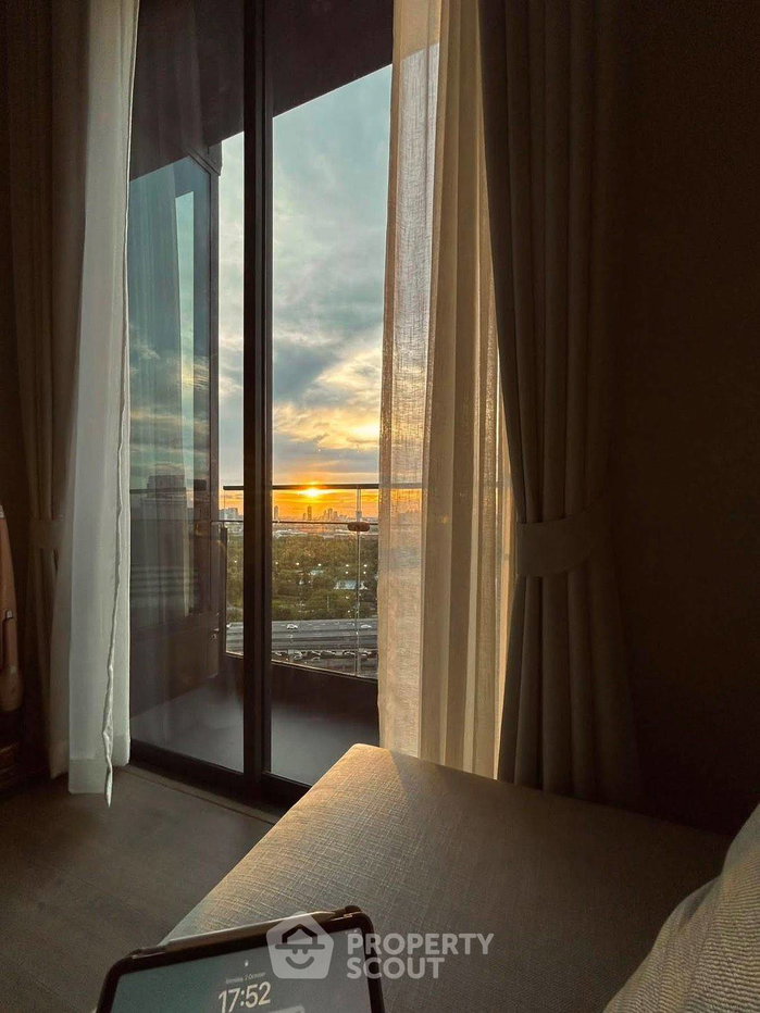 picture 60m To MRT Phahon Yothin, 1-BR At The Crest Park Residences (ID 3164930) - 3/9
