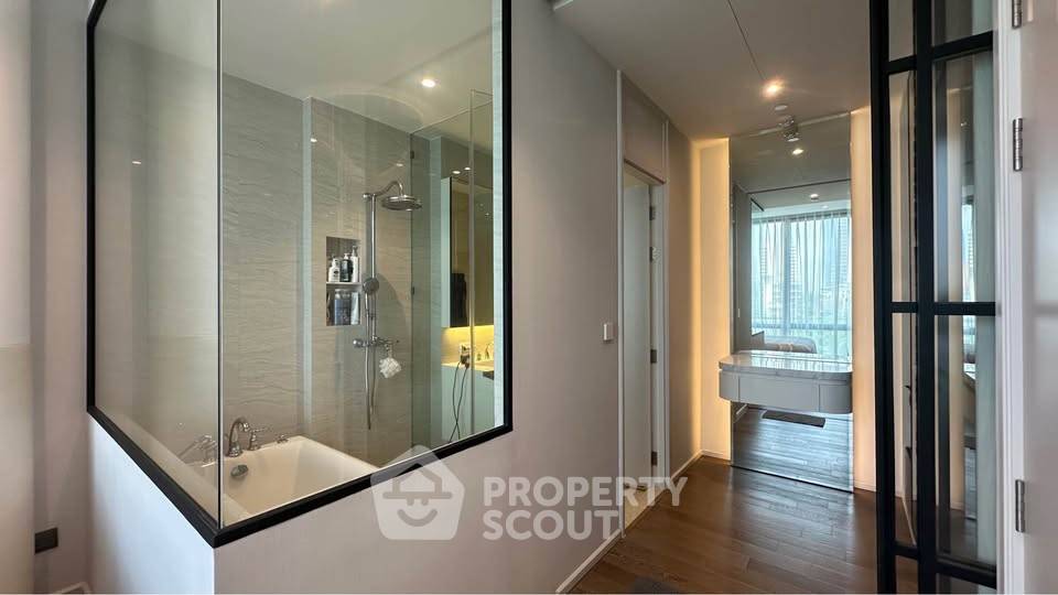 picture Pet-Friendly 1-BR 65 Sqm Muniq Langsuan Near BTS Ratchadamri (ID 3165387) - 13/13