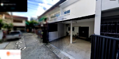 Townhouses for rent ปุณณวิถี 21 : For Rent Townhouse Sukhumvit81 Onnut BTS GH617