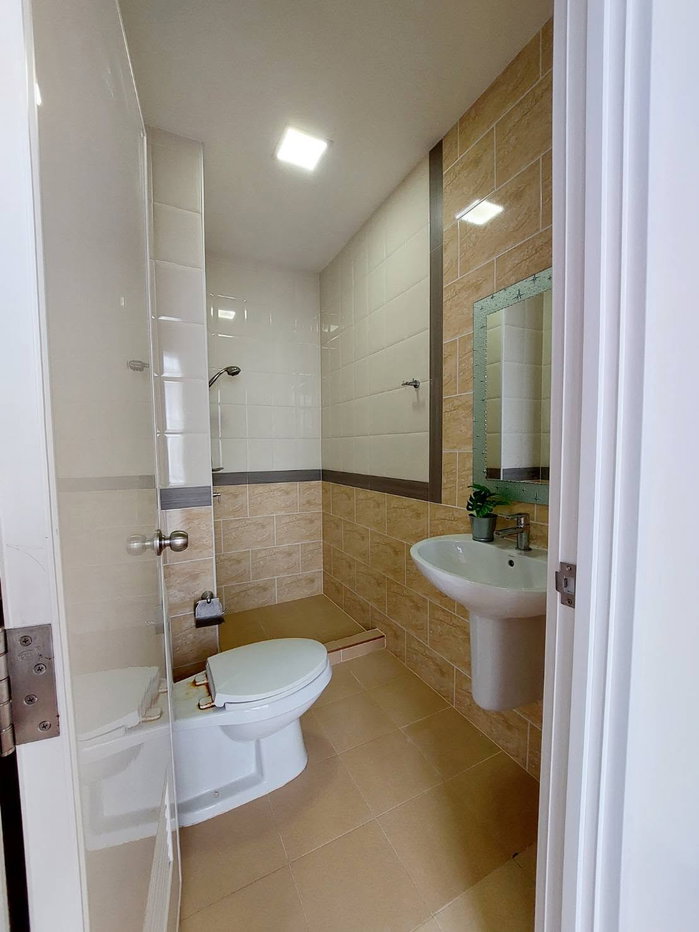 รูป ขายทาวน์โฮม 2 ชั้น หมู่บ้านโกลเด้นทาวน์ รามอินทรา – คู้บอน 27 - รูปที่ 9/21