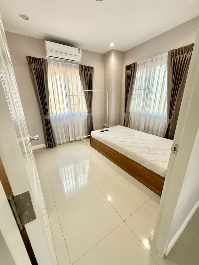 รูป 🏡 ให้เช่าบ้านเดี่ยว 2 ชั้น   บ้านสวยในโครงการ  พร้อมระบบรักษาความปลอดภัย เหมาะสำหรับครอบครัวที่กำลังมองหาบ้านพักอาศัยคุณภาพ  #ASP-H0670 - รูปที่ 8/41