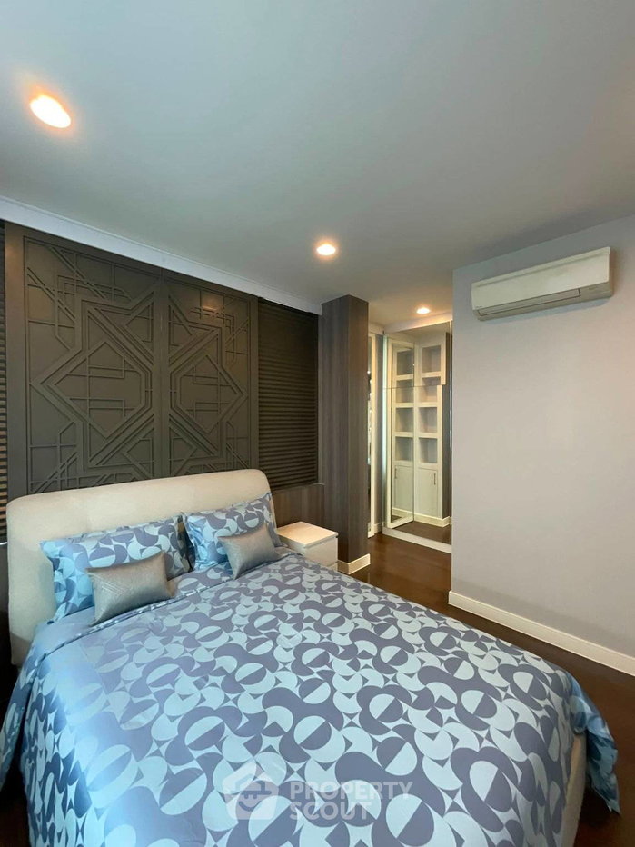 picture 3-BR 260 Sqm House For Rent At Setthasiri Krungthep Kreetha (ID 3162071) - 5/18