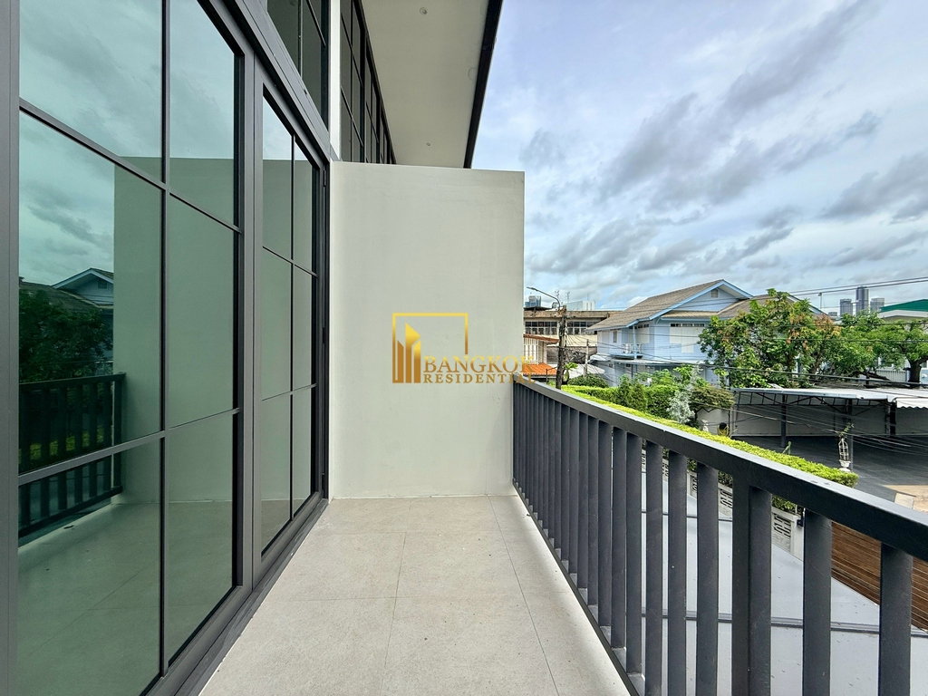 picture Regent 71 Place | Renovated 5 Bed Townhouse in Phra Khanong - BR49084TH - 14/53