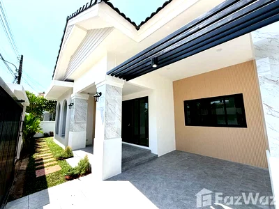 Houses for sale Muang Phuket Phuket : Newly Renovated 3 - Bedroom Single House with Garden 6657406