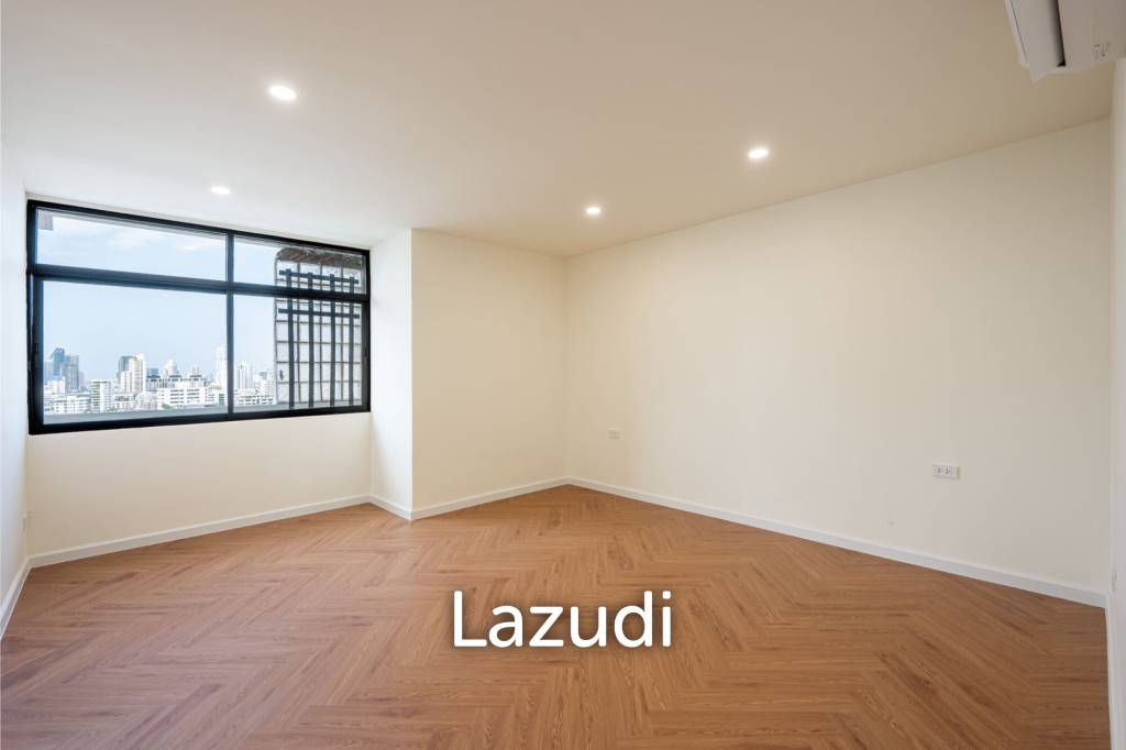 รูป 87 sqm high floor 2 bedroom condo at J.C. Tower Khlong Tan Nuea Bangkok - รูปที่ 28/59
