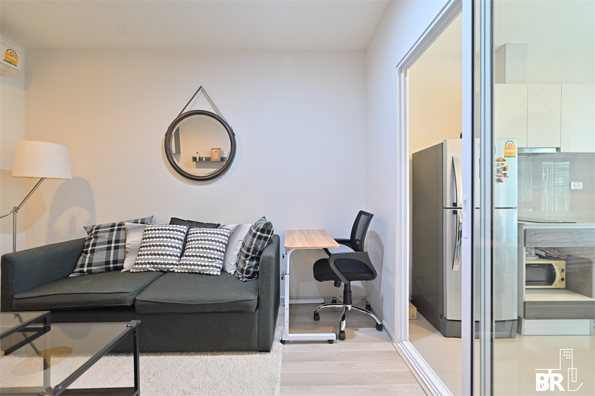 picture Centric Ratchada-Huai Khwang near MRT Huai Khwang Station Comfortable and Ready to Move-in - 10/10