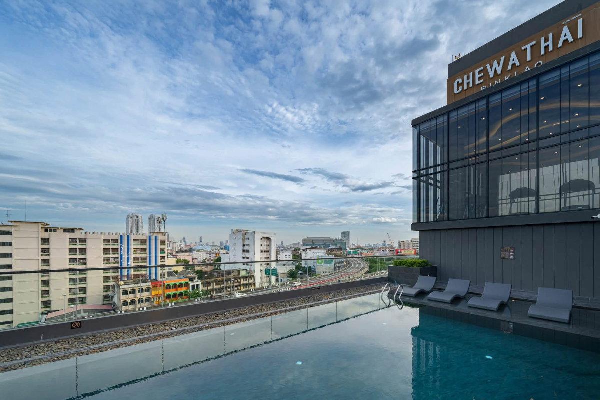 picture For Rent “Chewathai Pinklao” 12th Floor 32 sq.m. Corner Unit 800 m from MRT Bang Yi Khan Shuttle Van Service to from MRT - 11/17