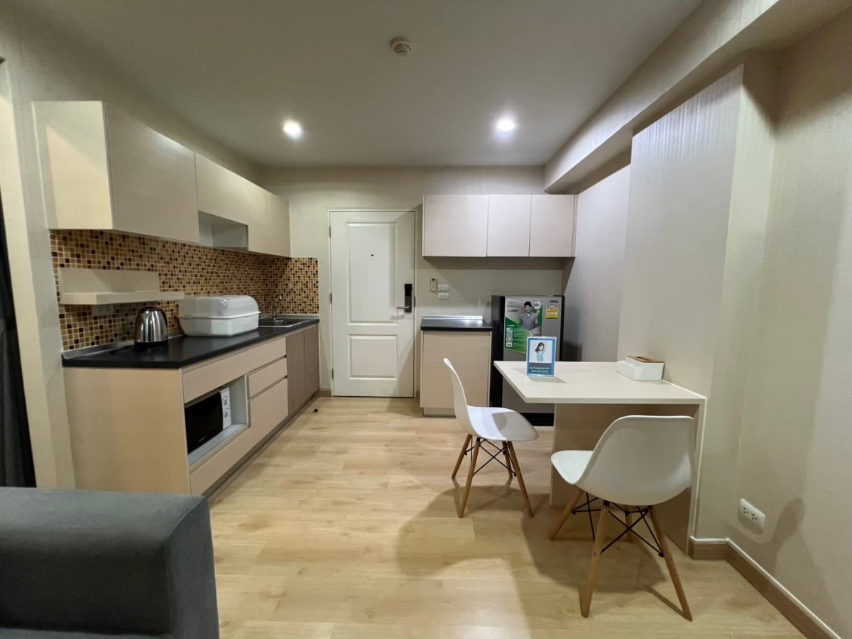 รูป POV : หาห้องราคา 8,500 ยังไงให้ได้เช่าเลย💥💞 ราคาดีเฟอร์ครบตึกซานฟราน 1bed37 ตรม.ชั้น 3ห้องกว้างมาก💟 นัดชมห้องได้ค่ะ❣ - รูปที่ 11/21