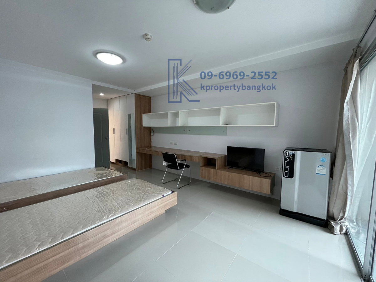 รูป ให้เช่า - Latitude Condo ละติจูด คอนโด ใกล้ ABAC บางนา ชั้น 2 เพียง 5,000 บาท ติดต่อ 09-6969-2552 - รูปที่ 2/7