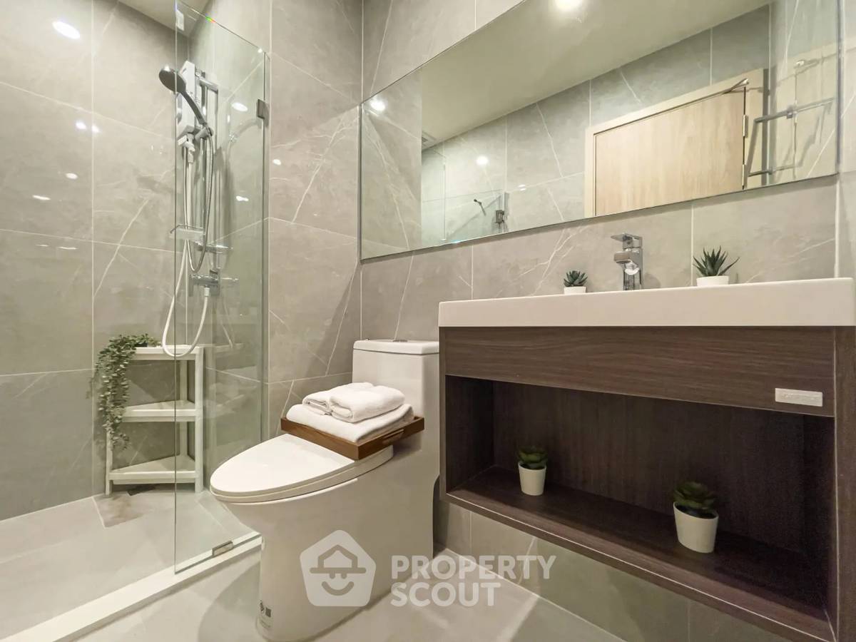 picture 200m To MRT Phra Ram 9 | 2-BR Condo At Nue District R9 (ID 3161599) - 21/22