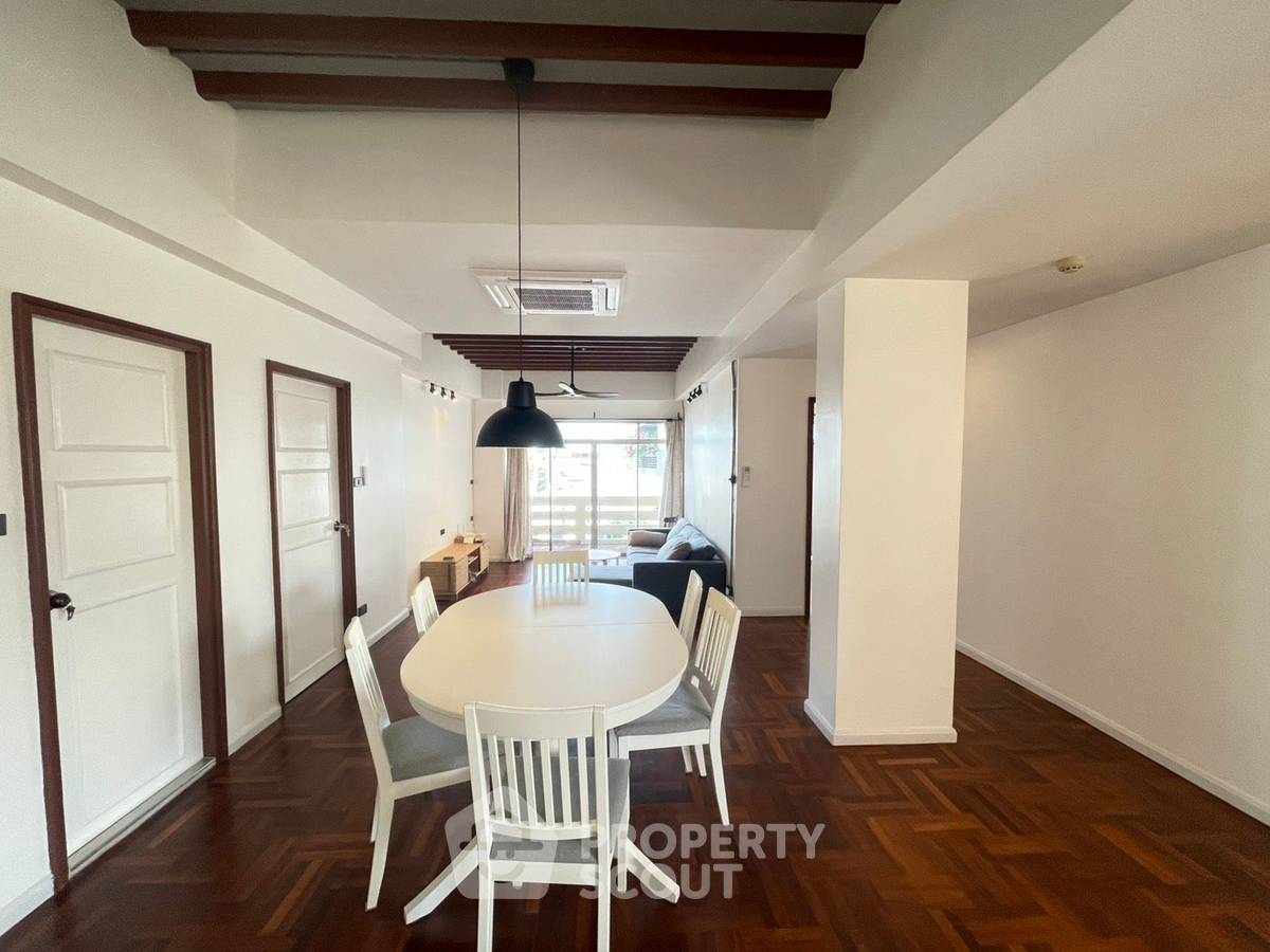 picture Pet-Friendly 3-BR The Heritage Condominium, 200m To BTS Nana (ID 3163216) - 5/27