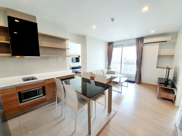 picture 🔥Hot deal for rent🔥 Private corner unit with bathtub on 31st floor at Rhythm Sukhumvit 50 - 5/21