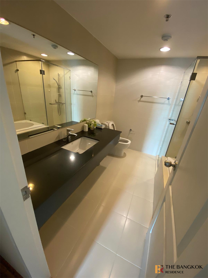 picture Full-featured common area Belle Grand Rama 9 near MRT Rama 9 Station - 2/10