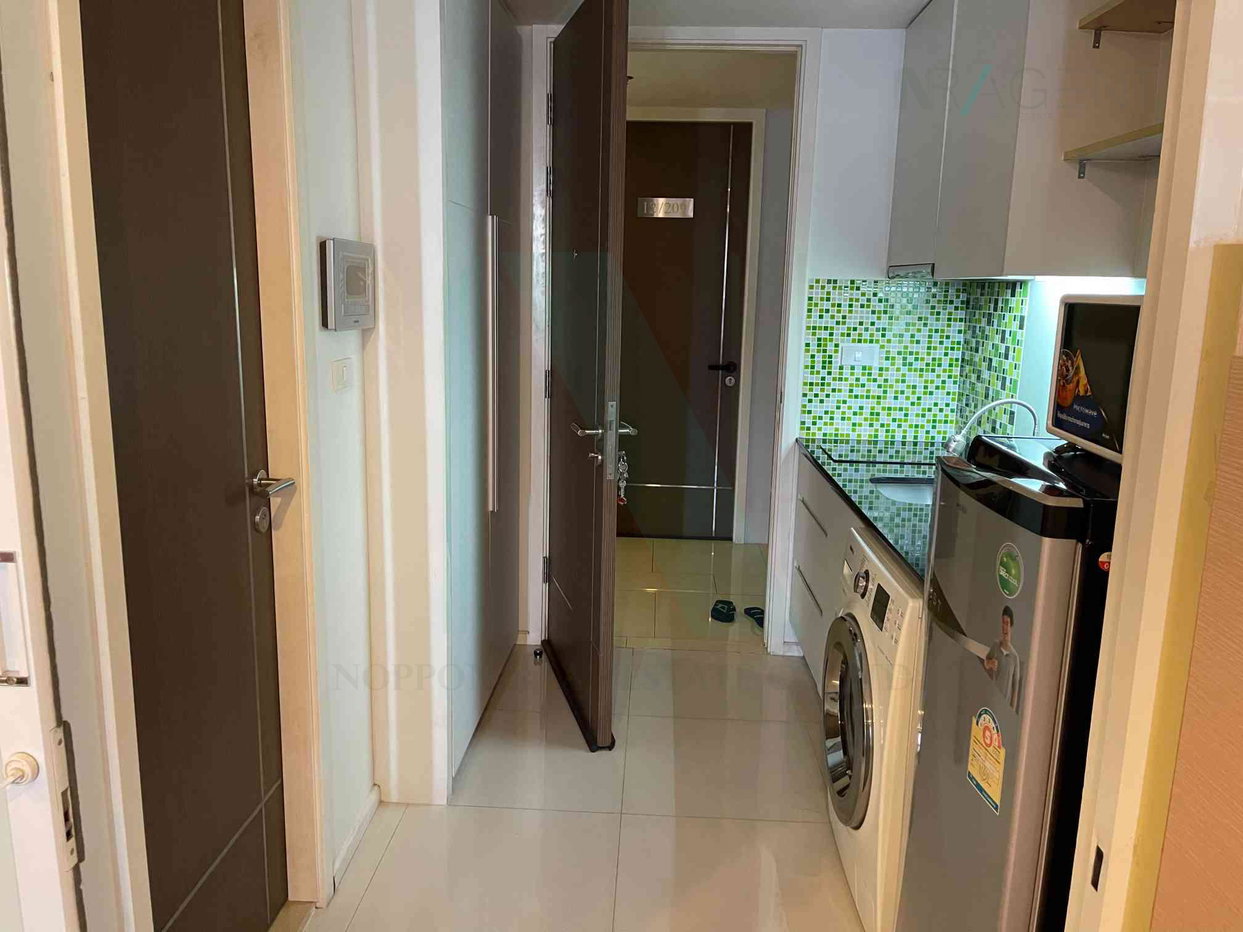 picture 🎉 For sell condo 15 SUKHUMVIT RESIDENCES Building 1, Floor 10,Studio, Room size 28.00 sqm - 7/8